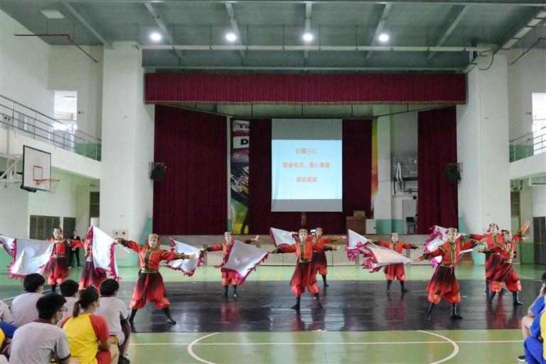 武功  旗舞威揚